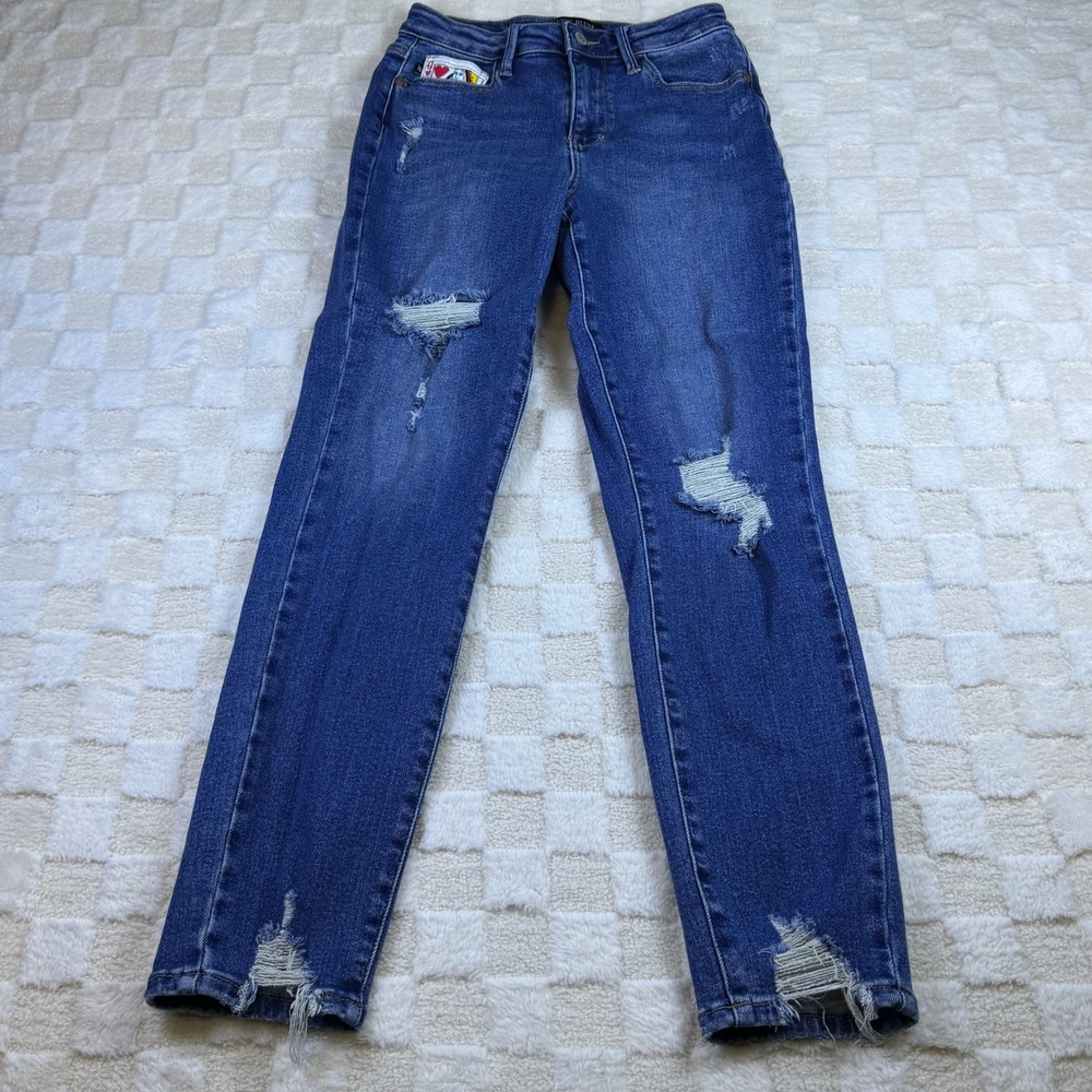 Judy Blue Los Angeles Distressed Skinny Jeans Queen of Hearts Medium Wash 3/26